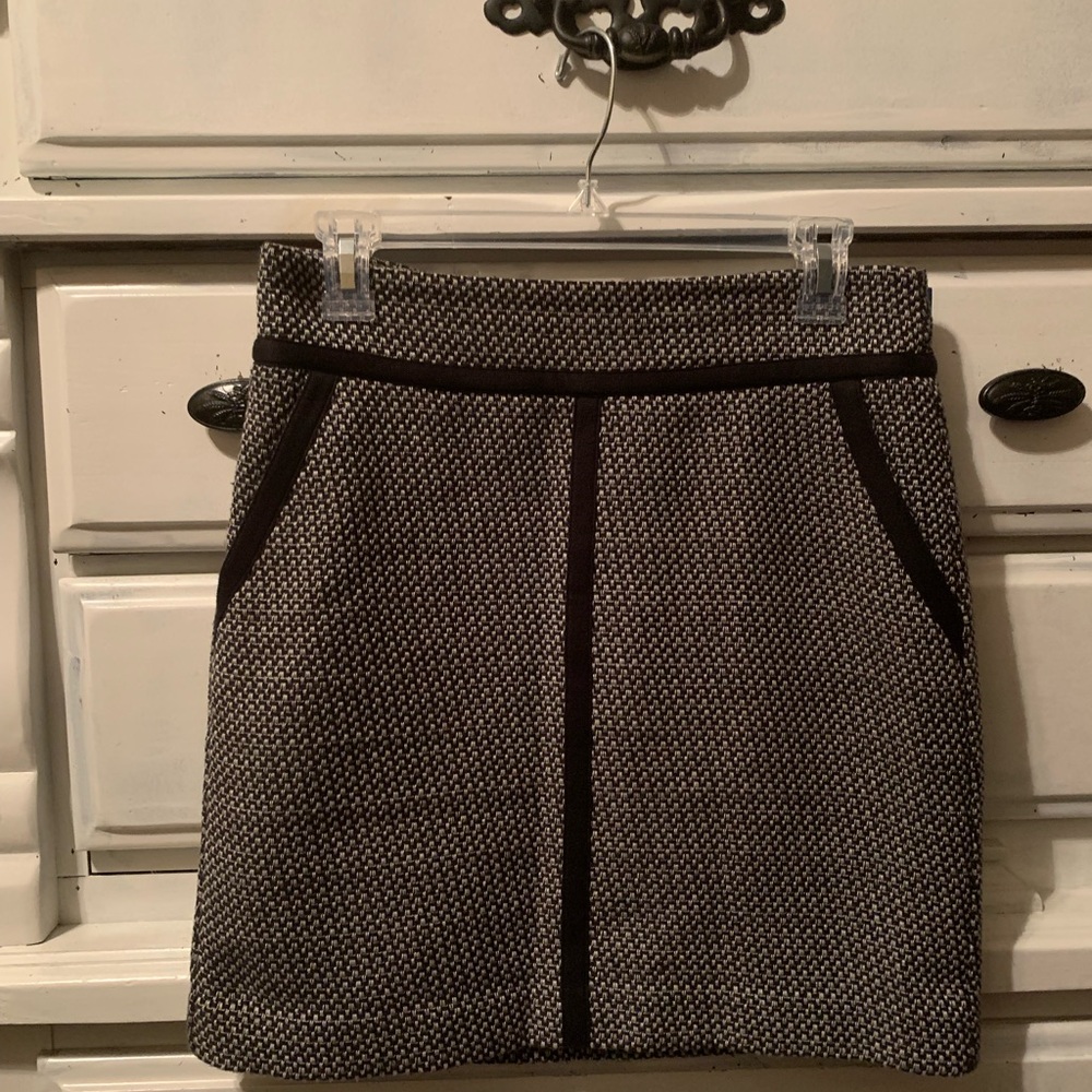LOFT Black and Gray Mini Skirt